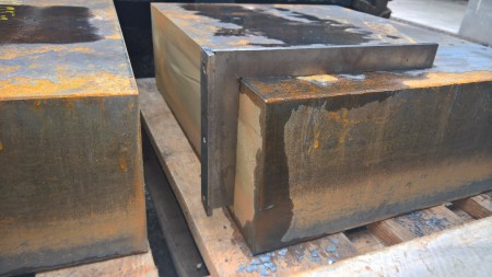 Kolmý řez vodním paprskem 150 mm
